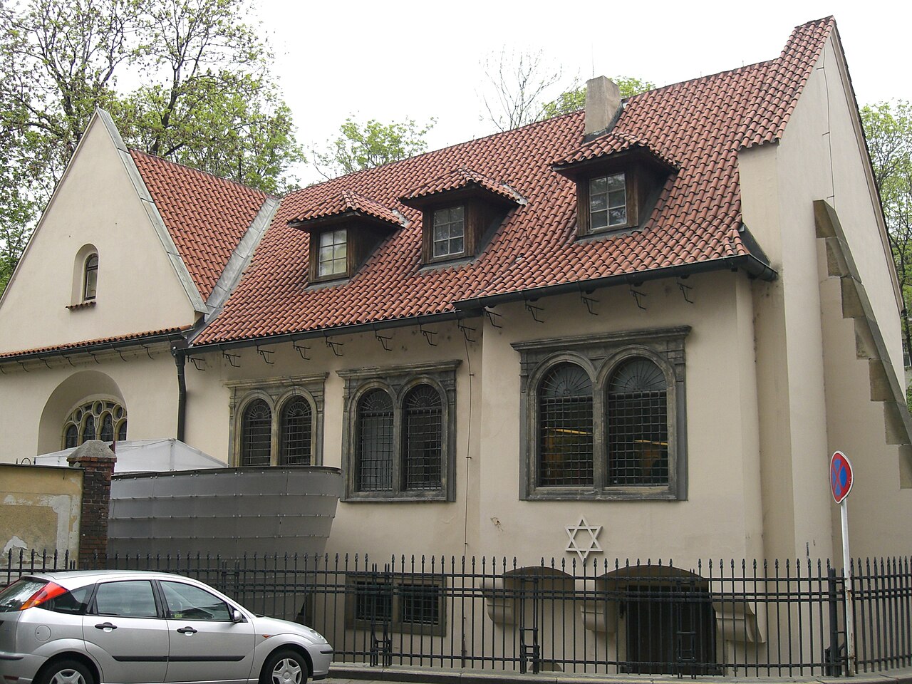 golem sinagoga praga