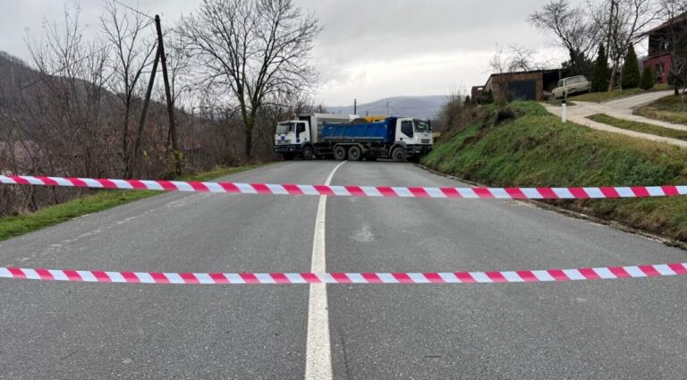 Barricate in Kosovo (Serbia e Kosovo)