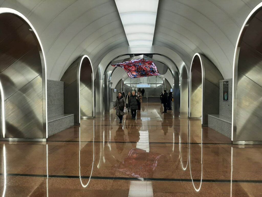 La fermata “Rižskaja” sulla “grande linea circolare” della metropolitana di Mosca.