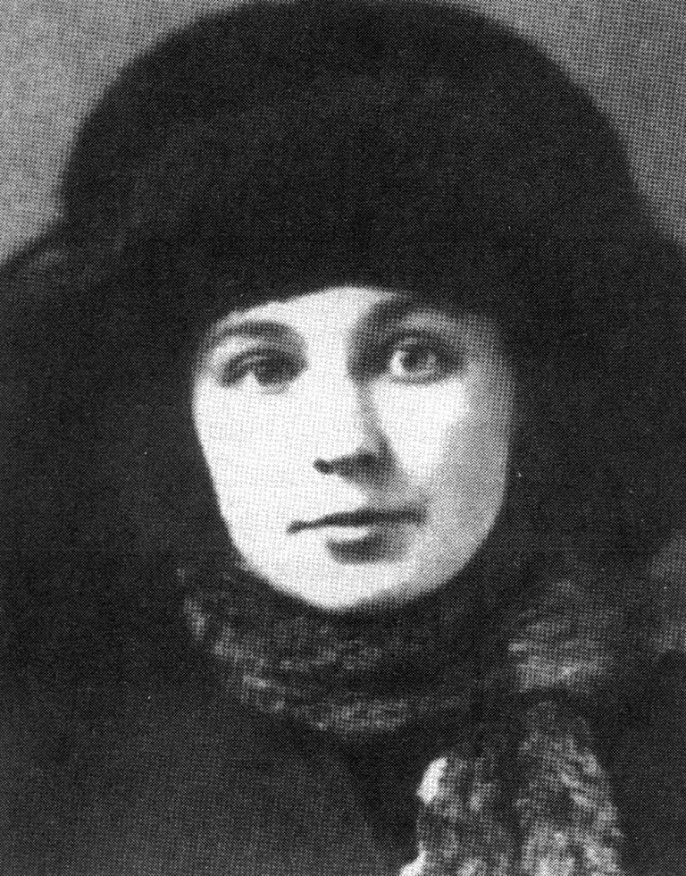 Marina Cvetaeva da giovane, nella Russia sovietica (Wikipedia)