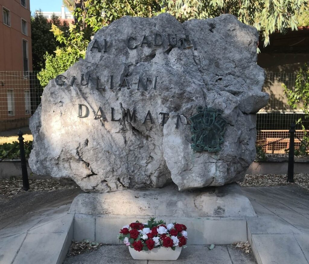 Monumento ai caduti giuliani e dalmati presso il quartiere Giuliano-Dalmata di Roma
