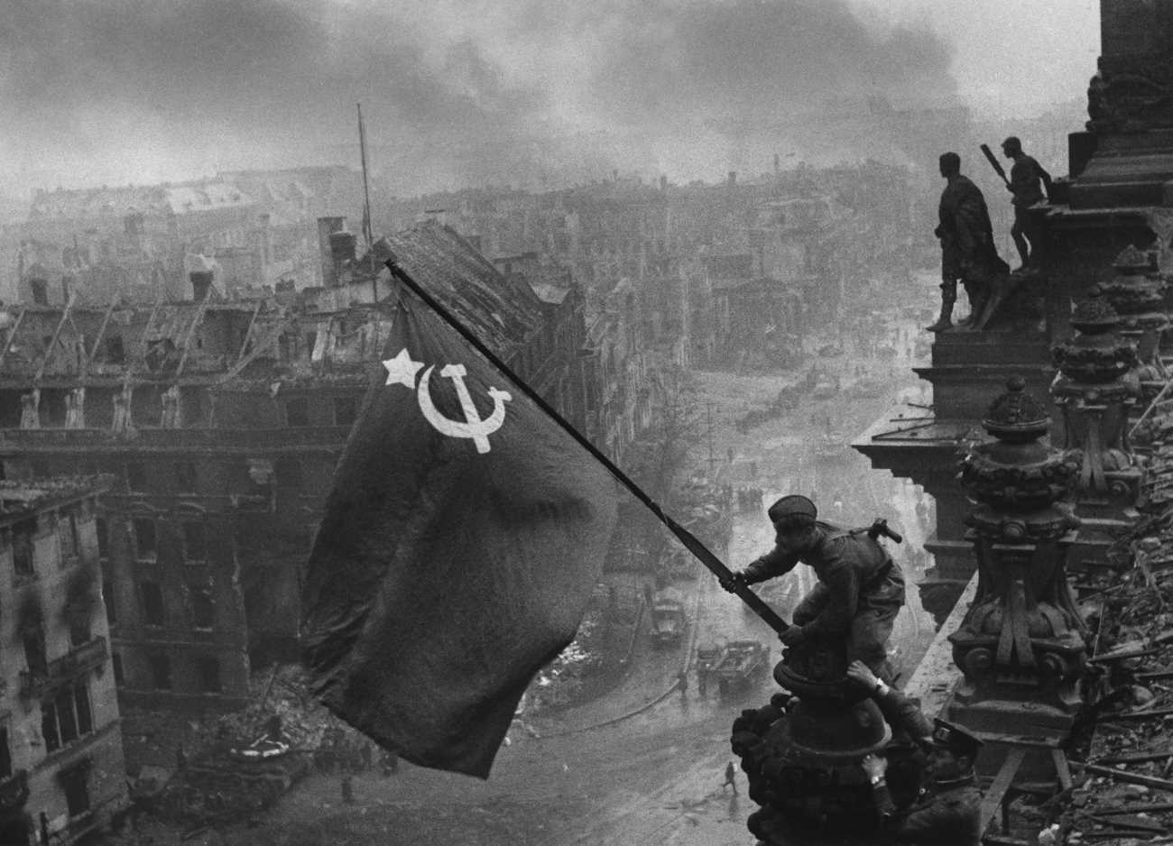 Armata Rossa, Berlino, Resa incondizionata