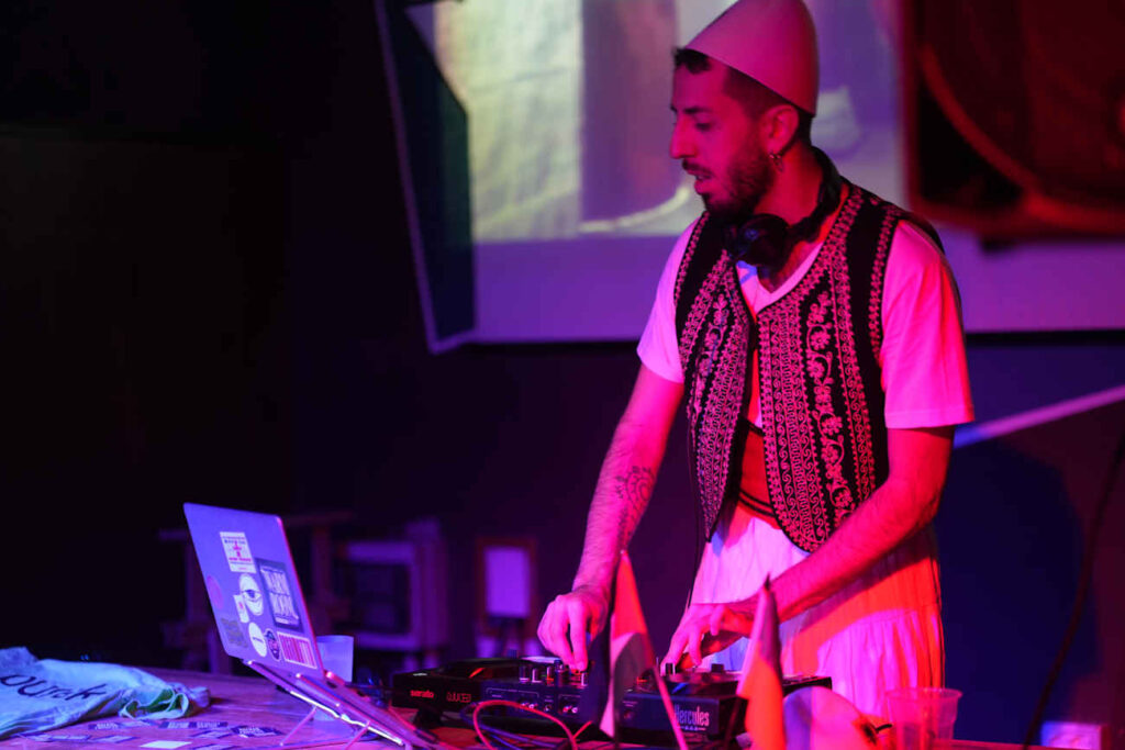 Cristian Bako - Komshi