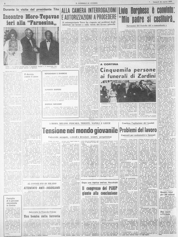 Il Giornale di Vicenza, edizione di venerdì 26 marzo 1971, pagina 2. In basso a sinistra l’articolo sull’attentato al consolato jugoslavo di Milano