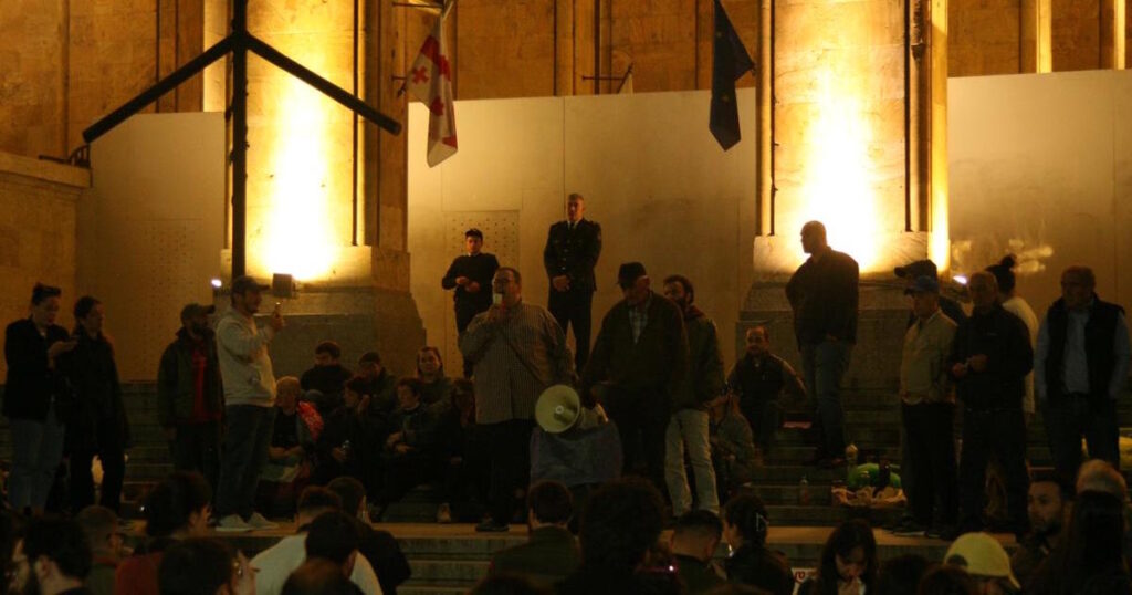 Inizio del corteo per i diritti dei minatori del complesso di Chiatura
