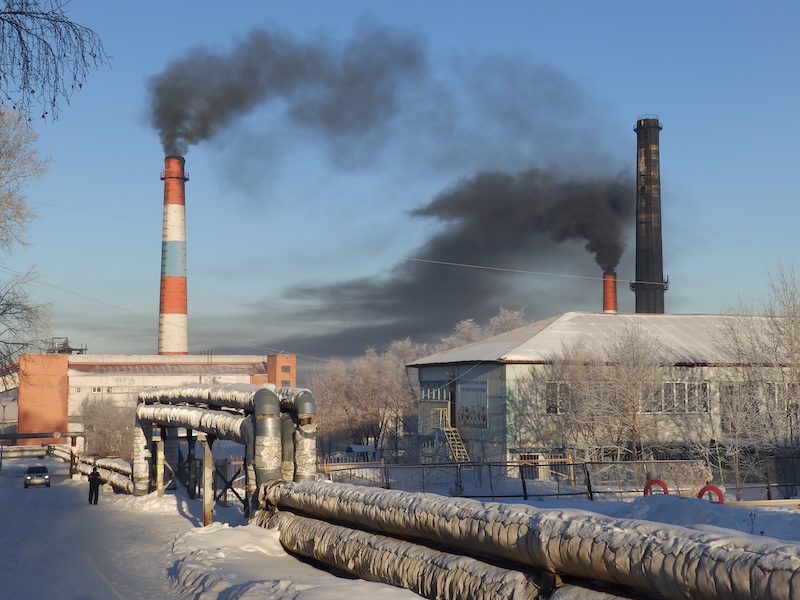 Centrale elettrica a carbone operativa in Siberia, il cui inquinamento è al centro del lavoro di attivismo ambientale
