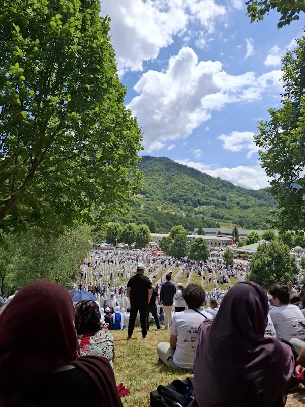 Srebrenica memoriale commemorazione